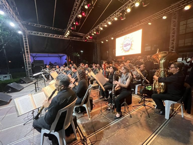 Festa das Nações sexta - Abertura com a Banda 2022-10-08 (6)