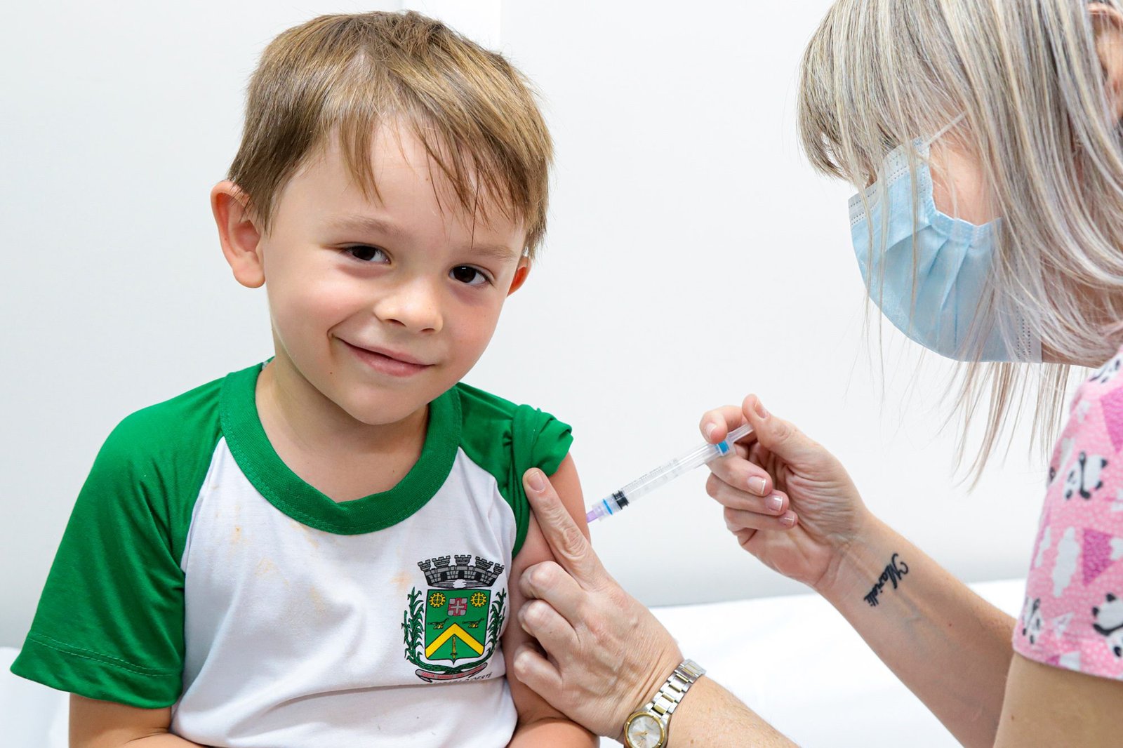 vacina baby covid 05 imprensa