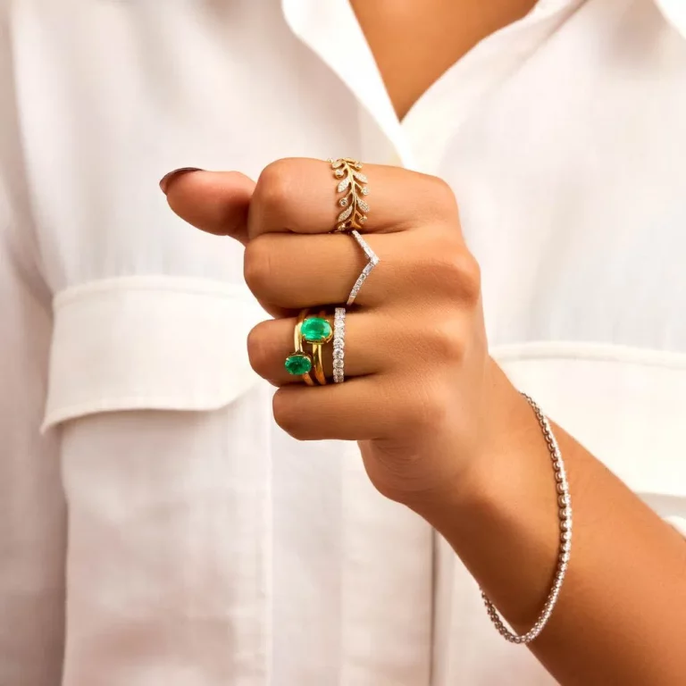 Anel-solitario-de-ouro-com-esmeralda-colombiana-oval-AN200223