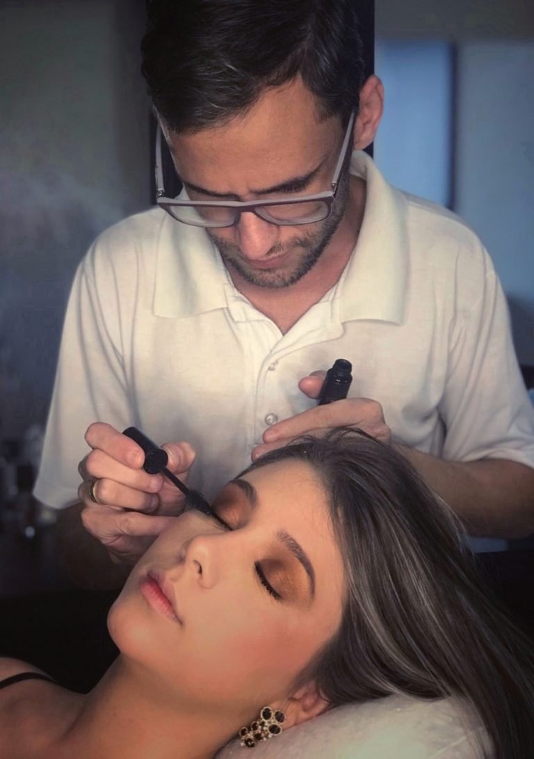 Verão :  Maquiador Anderson Natio  diz 6 dicas importantes para a maquiagem durar mais