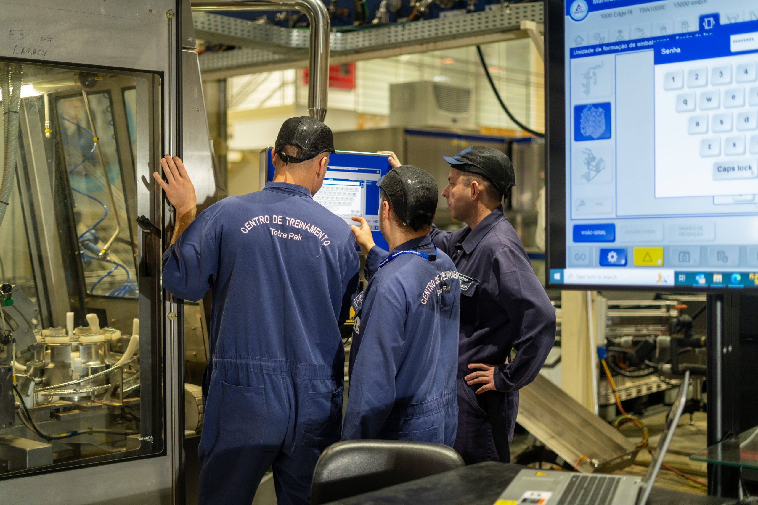 FABRICA EMBALAGEM MONTE MOR8326