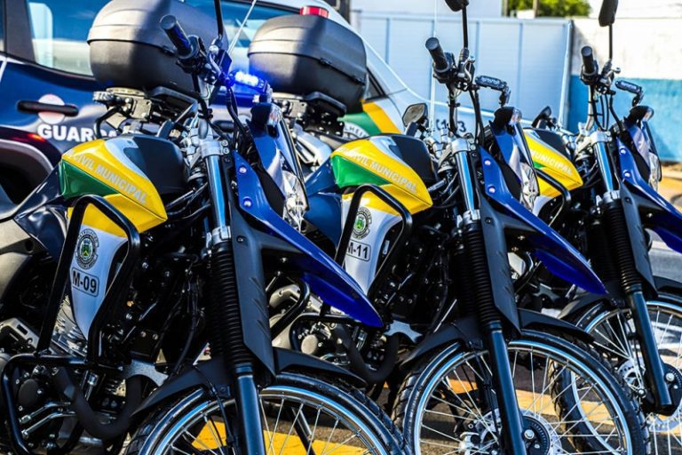 4db9b438fde5852962cbdc9065ceaff9