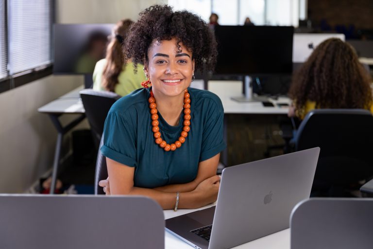 Dia-do-Trabalhador---CIA-DE-ESTAGIOS---4º-ANDAR--51