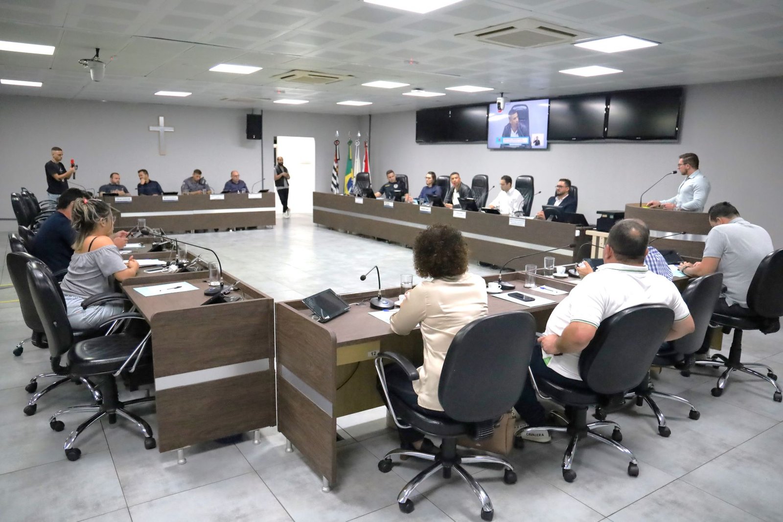 Ações para segurança nas escolas são debatidas em audiência pública na Câmara 1 230504audiencia