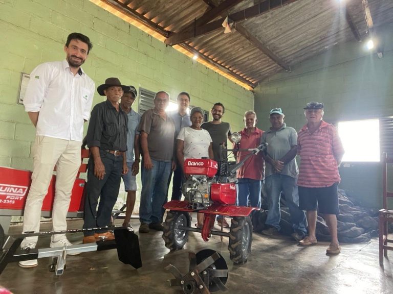 Doação de tratorio_02