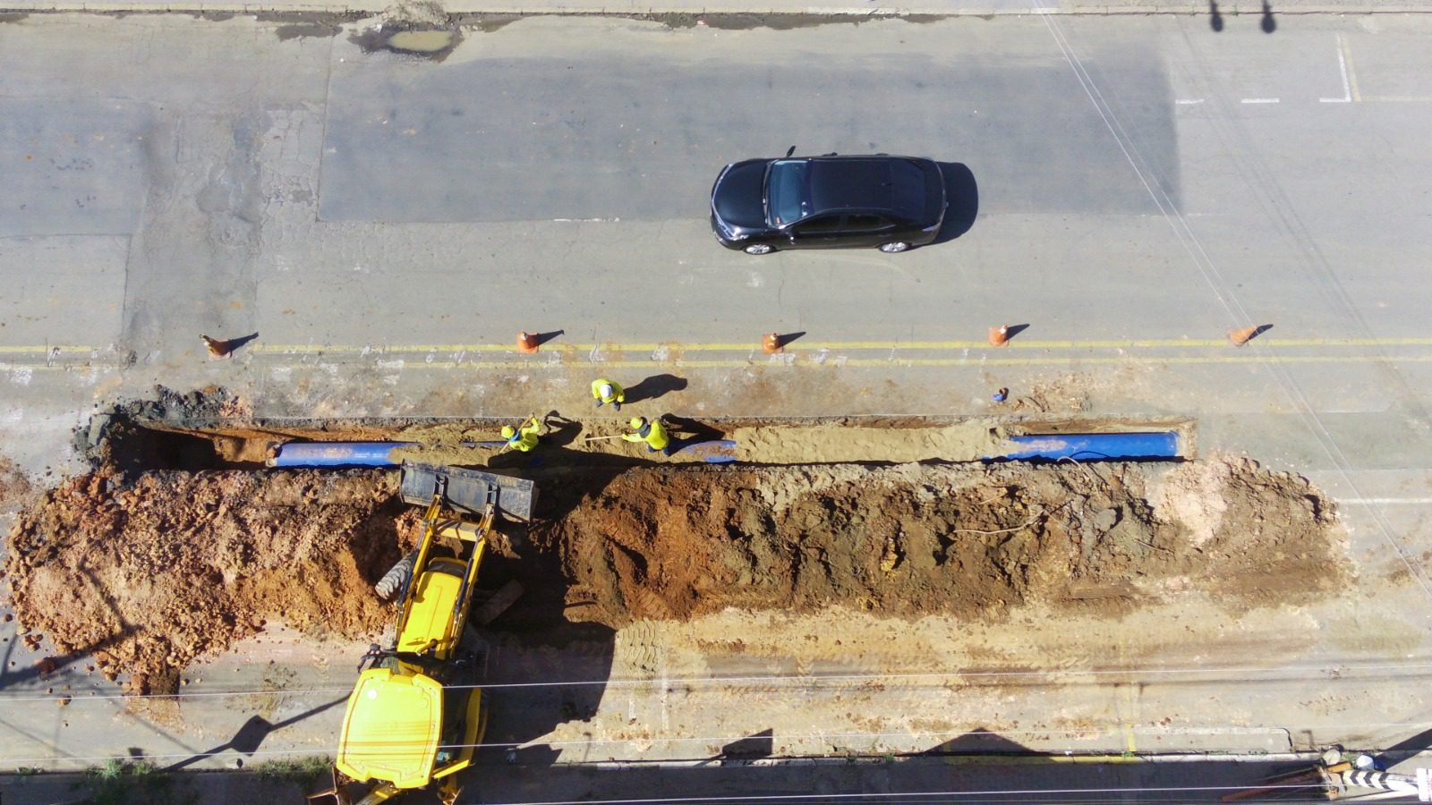 Obra de subadutora na Rua Fernando Camargo atinge 90% de execução