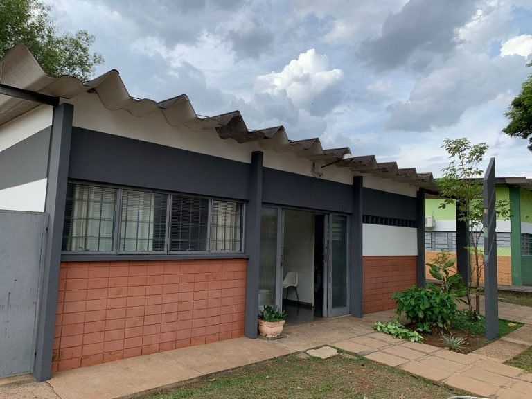 Pintura Zeladoria sede Conselho Tutelar no Jd São Jorge 2022-04-08 (4)