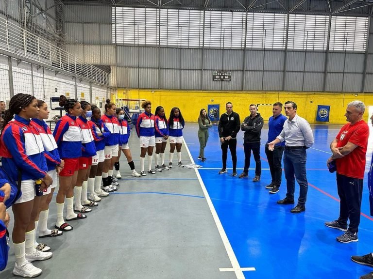 Recepção Seleção Cubana de Handebol 1 - Imprensa