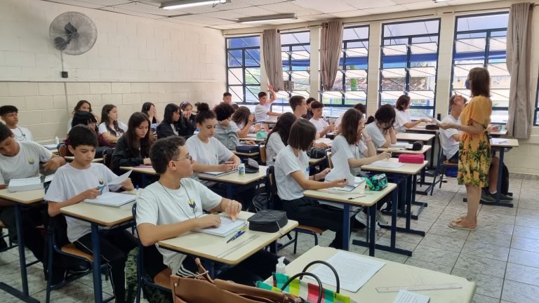 alunos da EMEF Paulo Freire - foto Beatriz Costa (3)