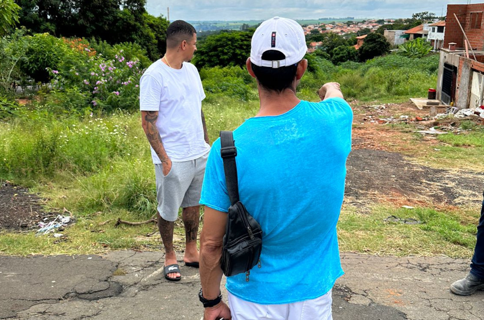 Juninho Dias acompanha início das obras na Rua Potengi, no São Roque 1 230601 juninho