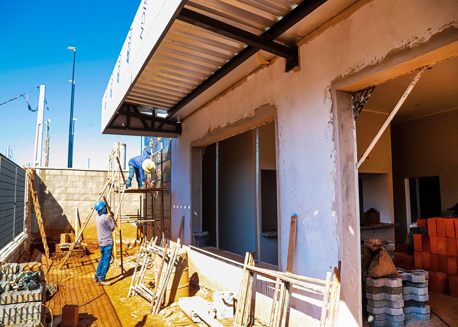 obras laboratorio perola 05 imprensa