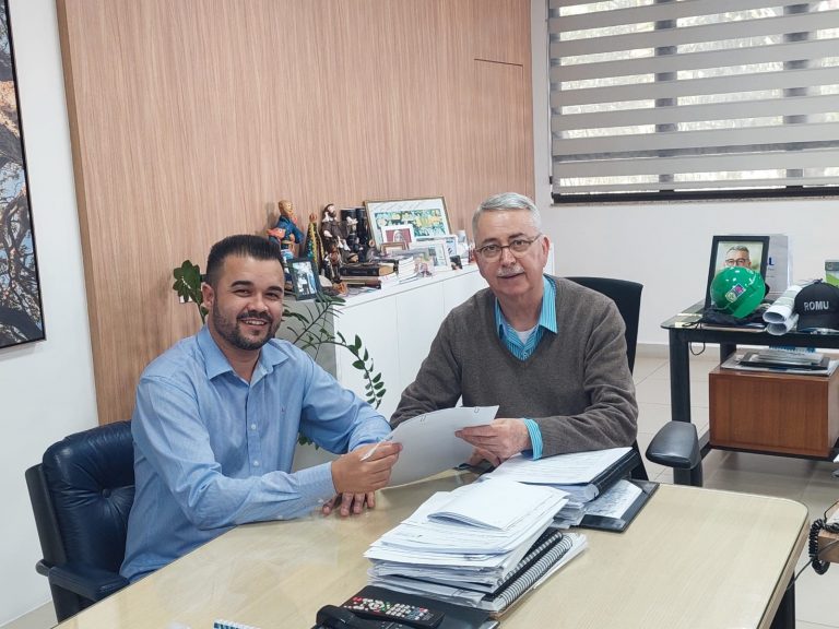 230719 silvio1 (002)