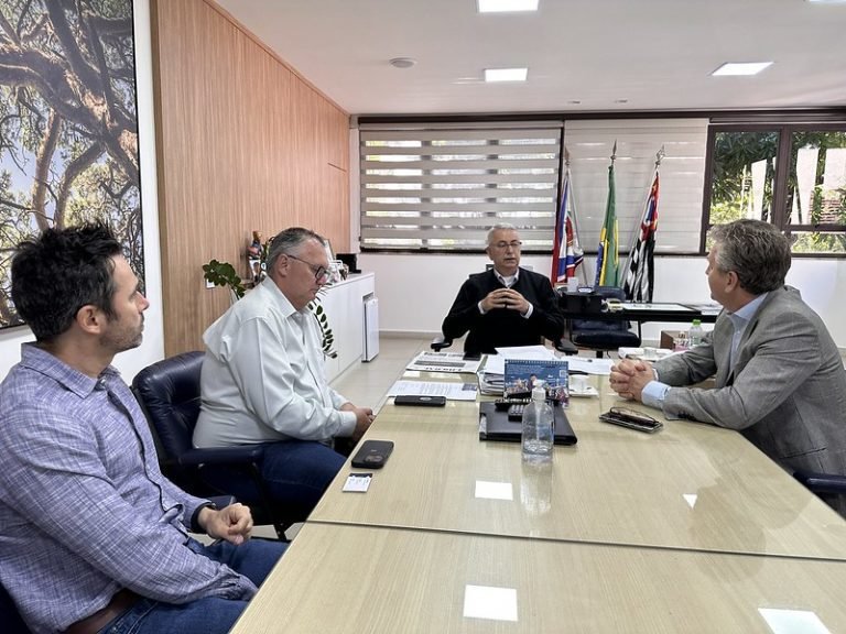 53023402458_43db24f0e5_c