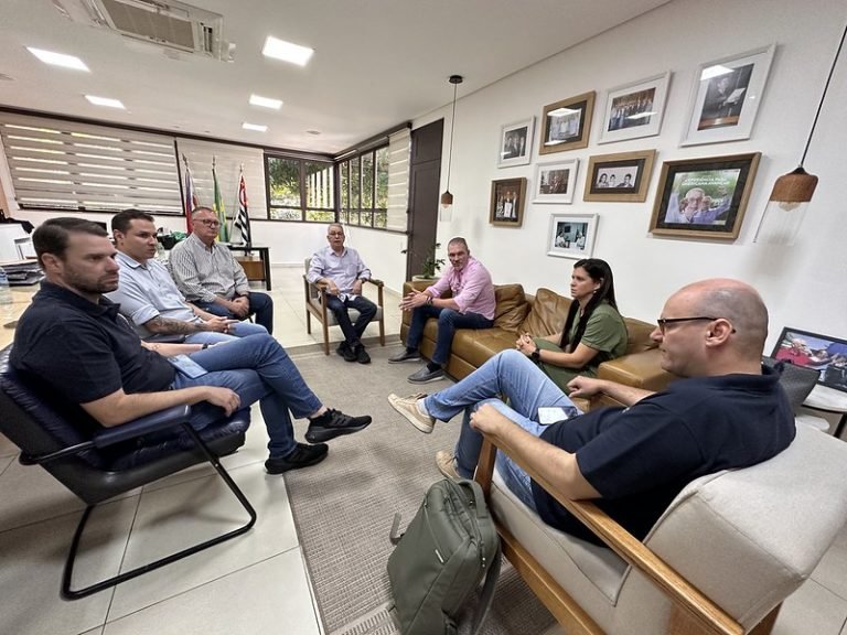 53025281490_7ca36192d7_c