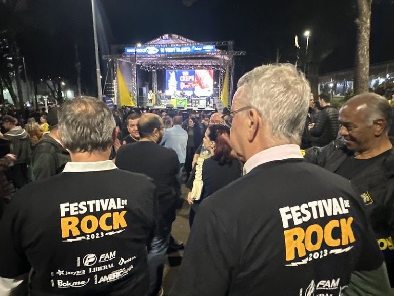 Prefeitura abre chamamento público para contratação de músicos 1 53031495709_426a86b3e9_c