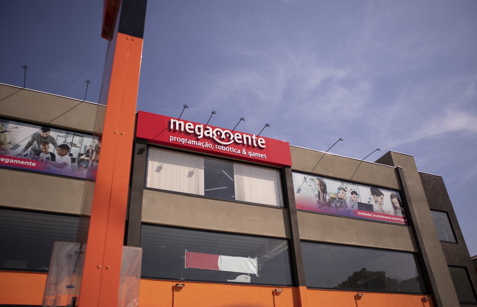 Escola de programação e robótica, oferece oficinas gratuitas de férias 1 MEGAMENTE 1