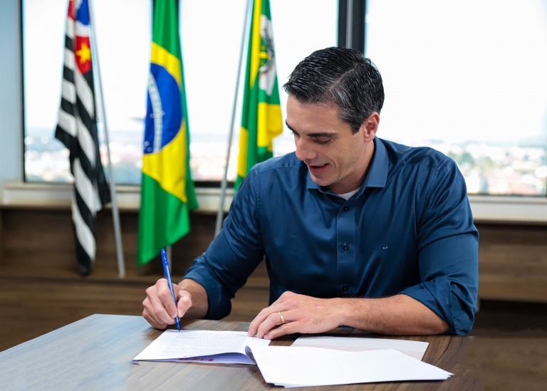 assinatura convenio sesi 08 imprensa