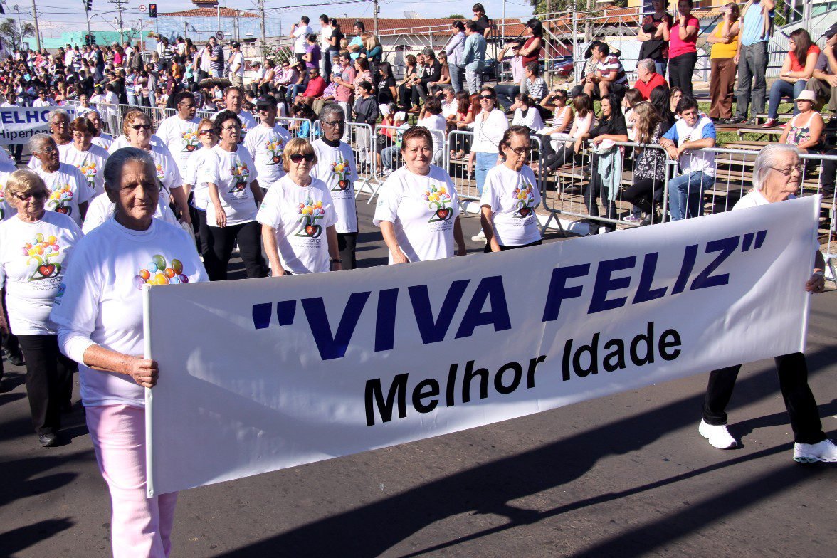 Desfile 107 anos NO 2012 - B
