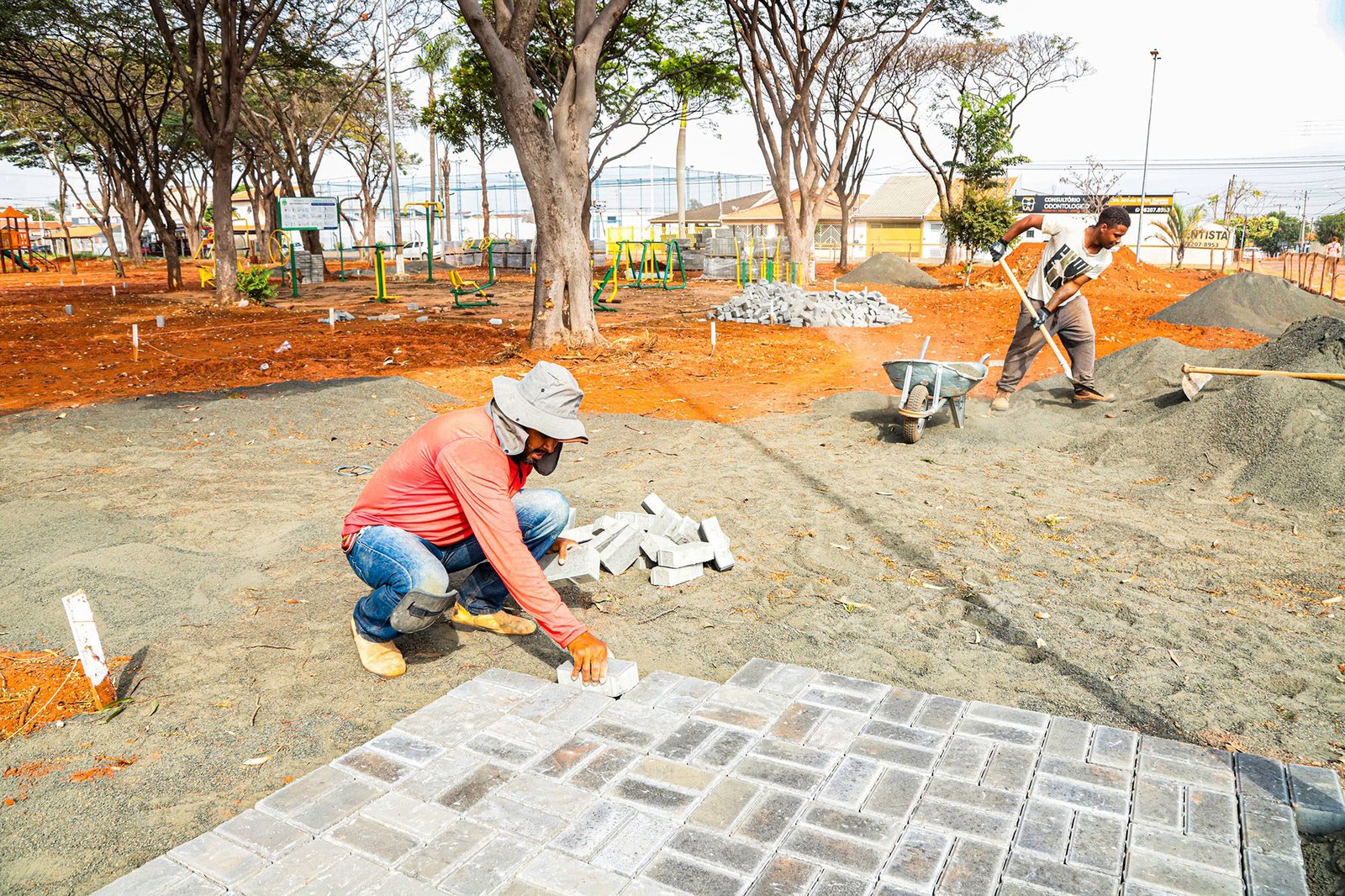 Praça Fioravante Furlan 03 - imprensa