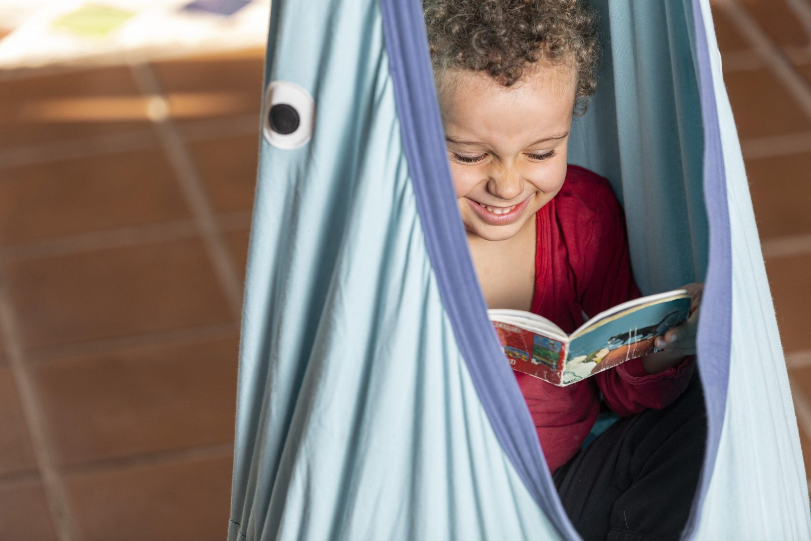 little-boy-reading-book