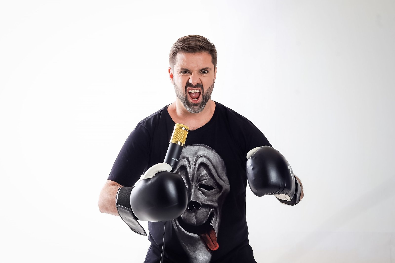 Semana de feriado traz comédias e stand-ups ao Teatro Oficina do Estudante 1 Fabio-Rabin-13-07-2022-13-24-32--15-