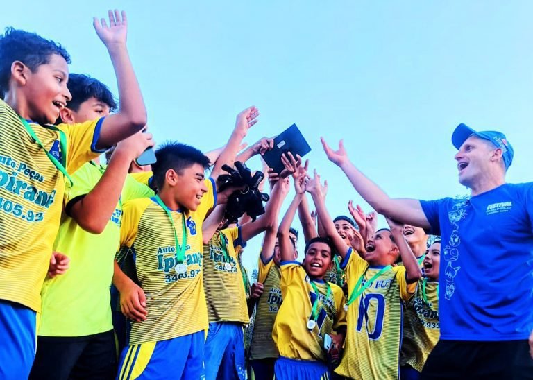 Final Sub13 08 - imprensa