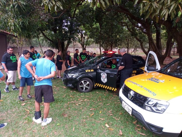 Semana de Trânsito - palestra na APAE NO Setembro 2023-09-14 (13)