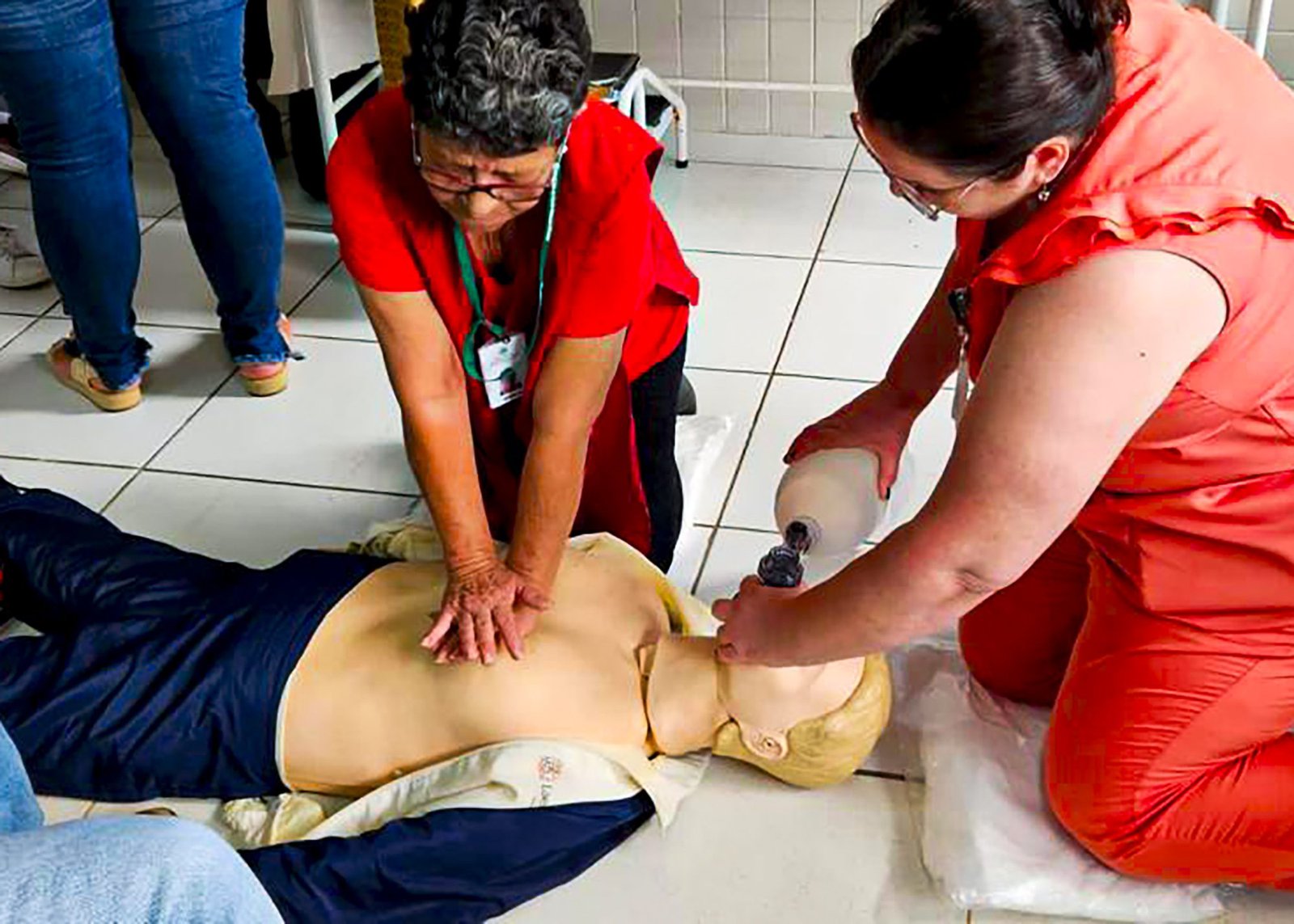treinamento suporte de vida 02 imprensa
