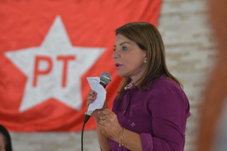 24-10-23-Bebel diz que governo Lula cumpre o compromisso de gerar empregos para o trabalhador brasileiro