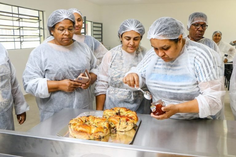 Curso de Pães no Cozinhalimento de Nova Odessa 2023-08-31 (8)