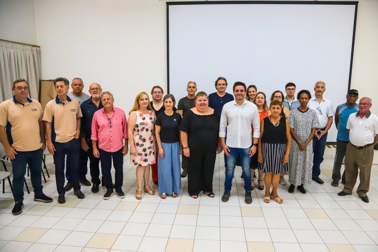 Posse Comusa 10 - imprensa