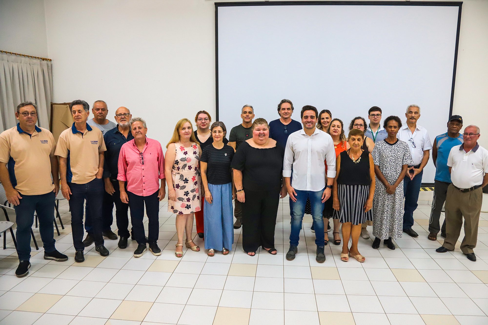 Posse Comusa 10 - imprensa