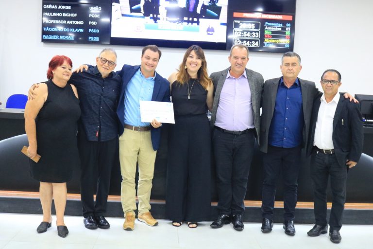 Prefeito Leitinho participa da homenagem ao Dia do Médico 2023-10-17 (26)