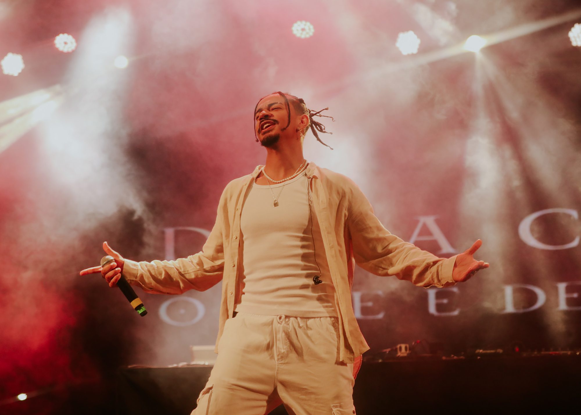 cesar mc 02 imprensa