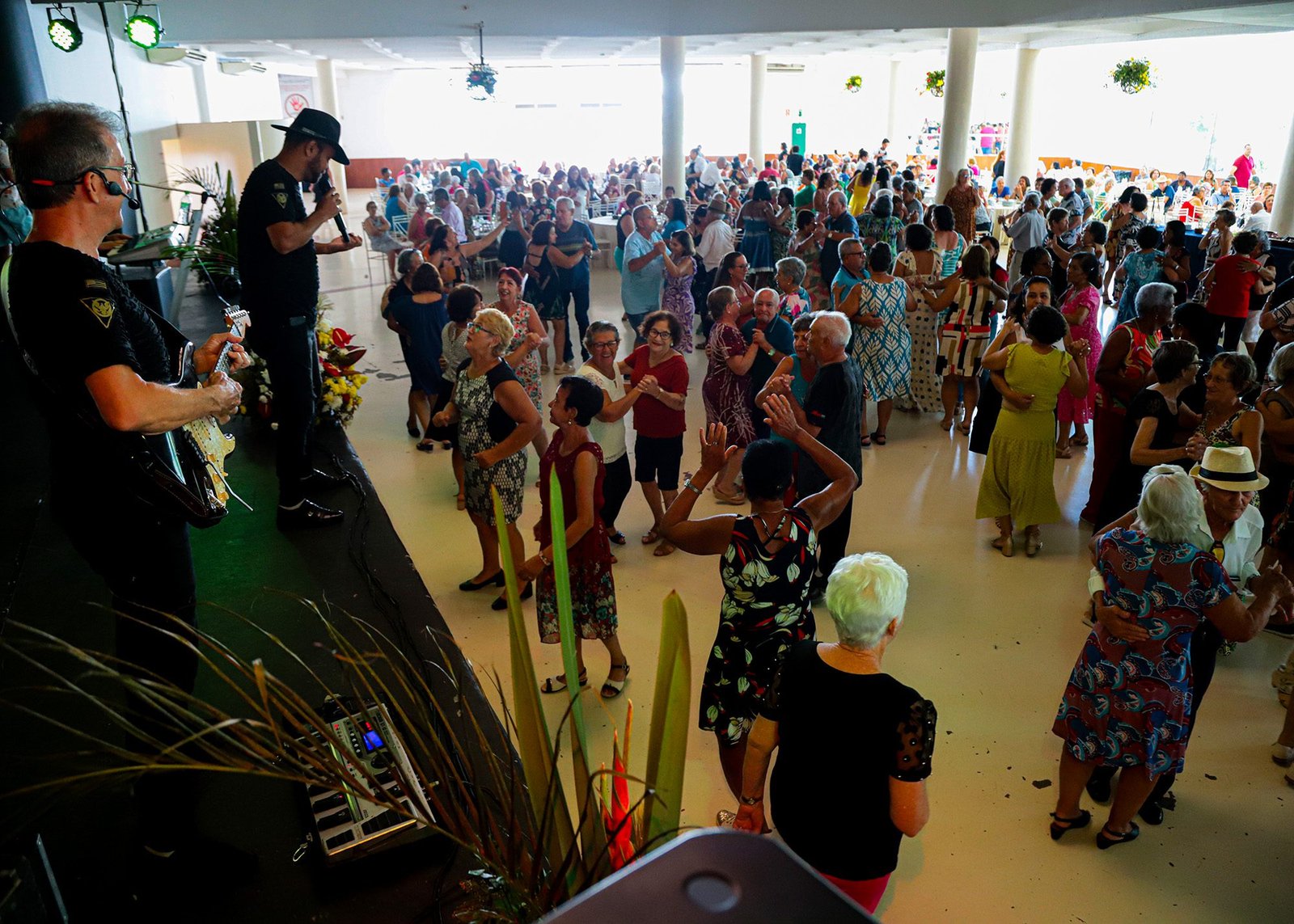 almoço 3 idade 07 imprensa