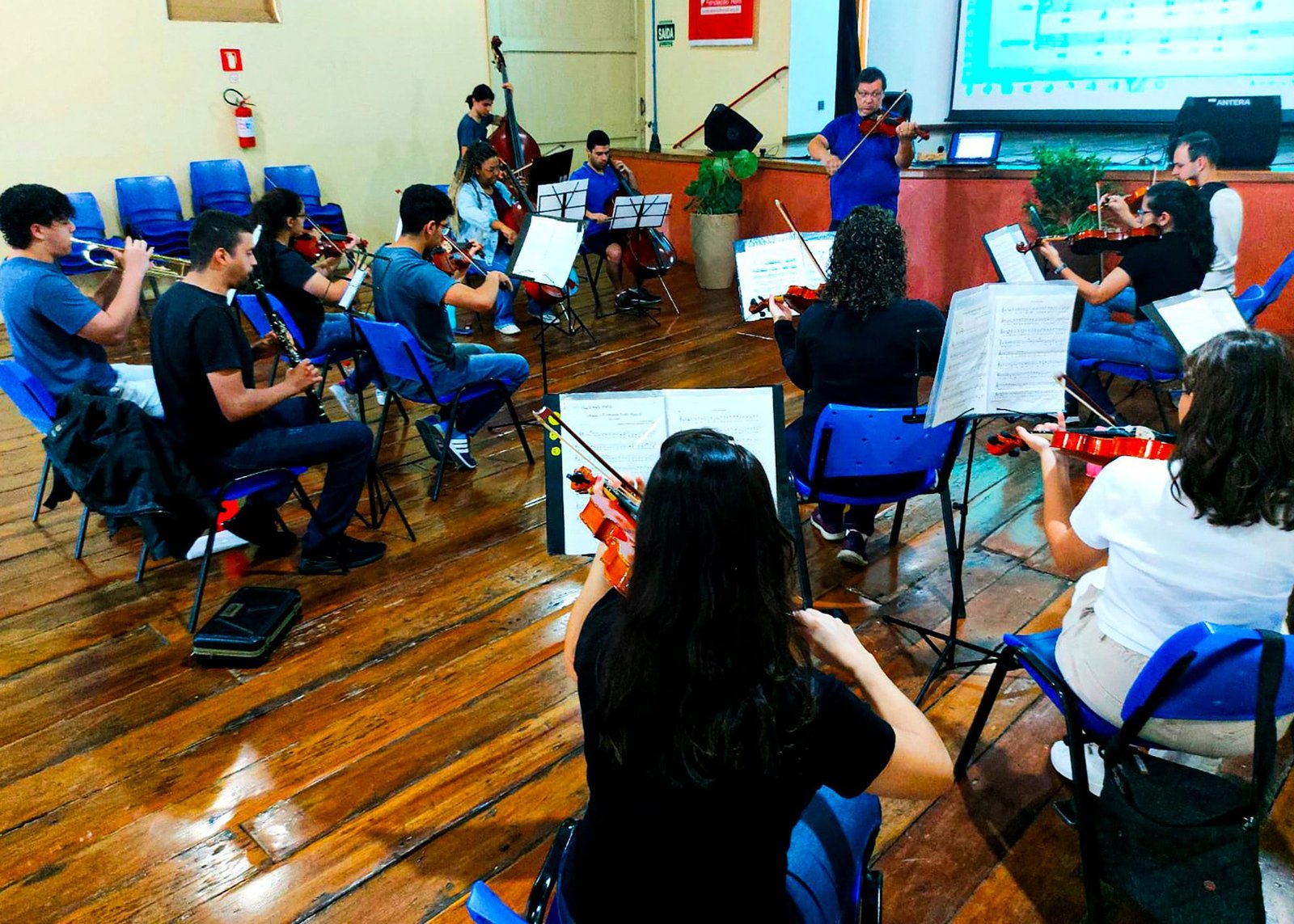 ninho musical 01 imprensa