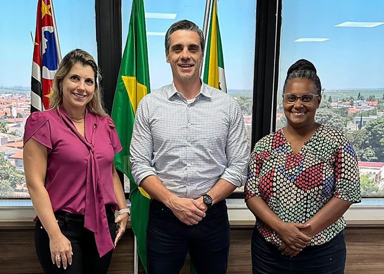 secretaria adjunta de educaçao 01 imprensa