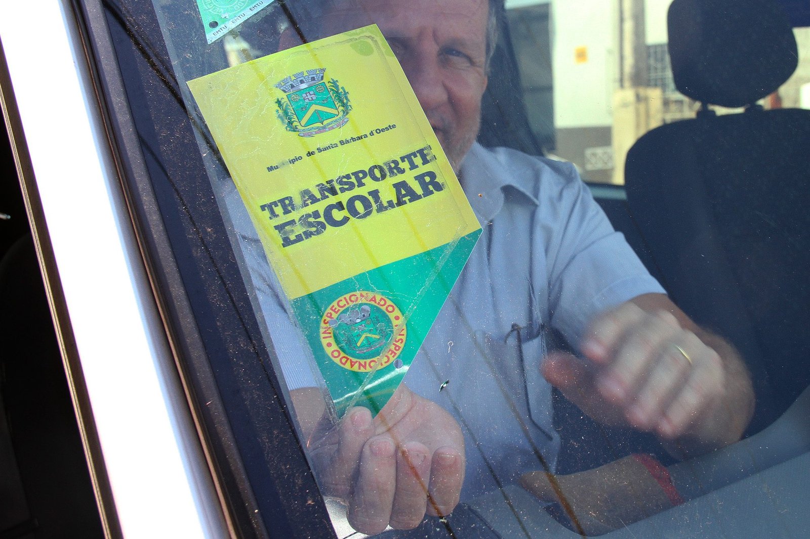 Transporte Escolar 2024: Santa Bárbara publica edital de renovação de alvará 1 vistoria vans 05 imprensa