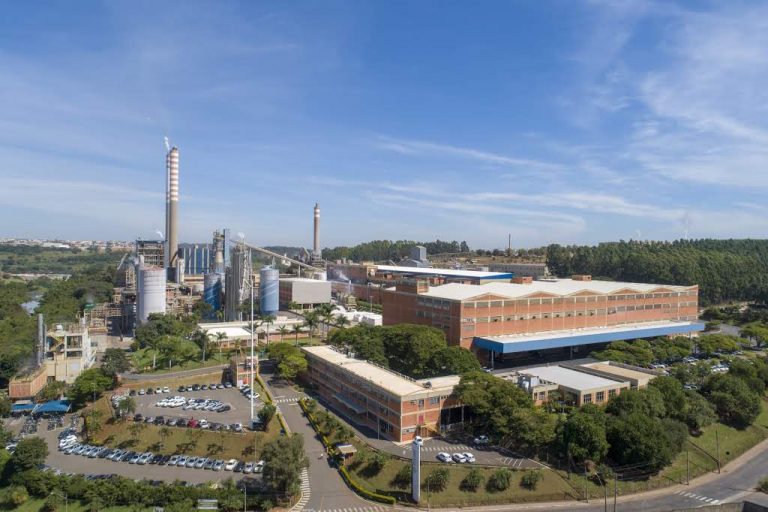 Unidade Limeira/SP da Suzano Papel e Celulose.