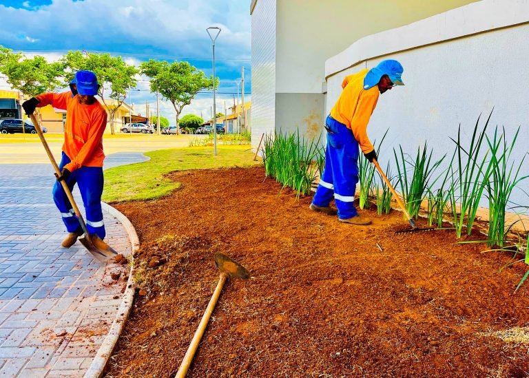 praça rossi armenio 02 imprensa