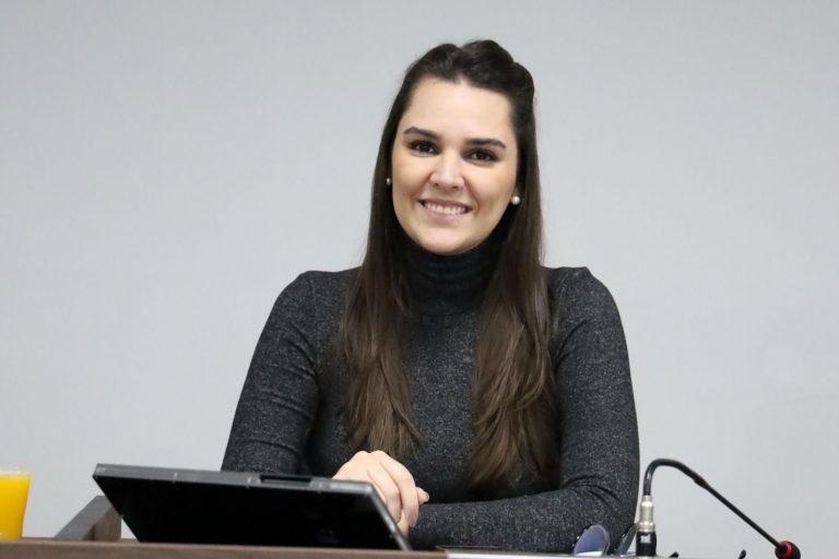 75469674-f69d-419a-85e7-7381bcc12802