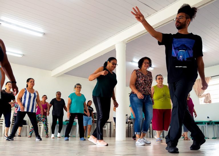 dança terceira idade 03 imprensa