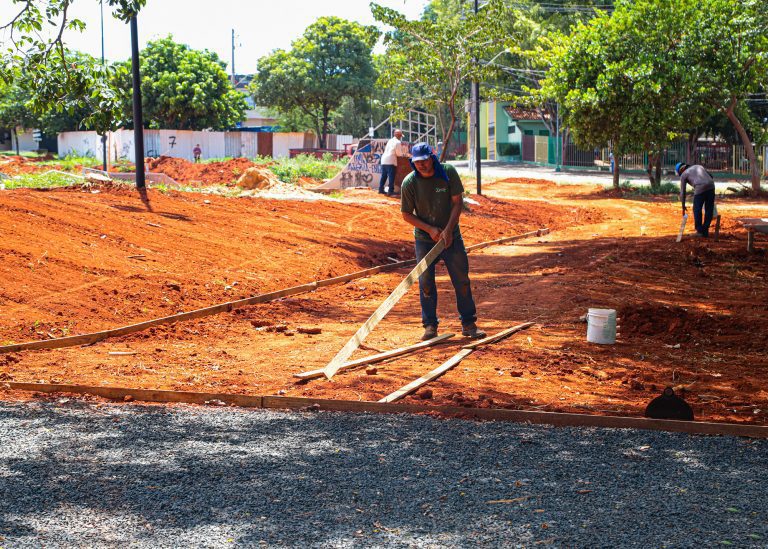 obra praça dante furlan 02 imprensa