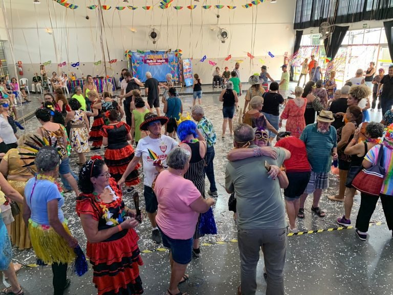 Baile Carnaval da Melhor Idade do Fundo Social PMNO 2023-02-17 (31)