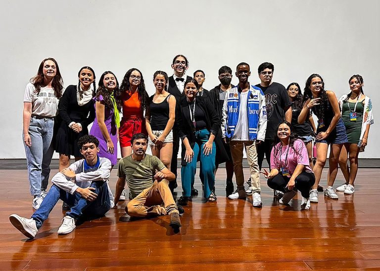 misterio na mansao martines imprensa