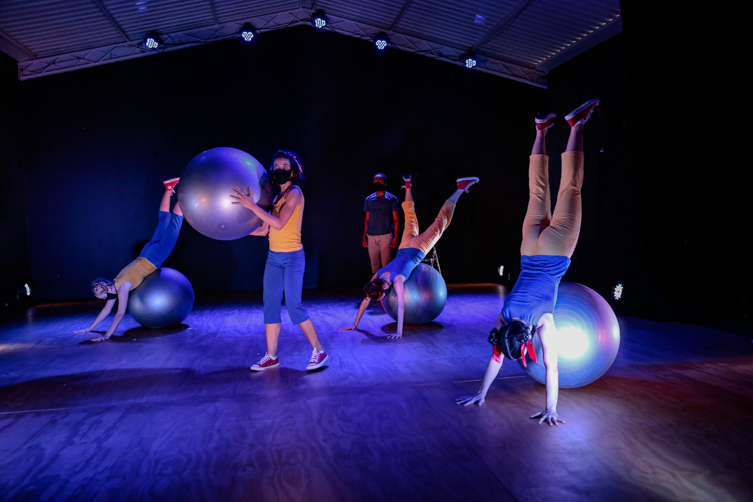Apresentação no Espaço Aberto Foto Kaluã Leone