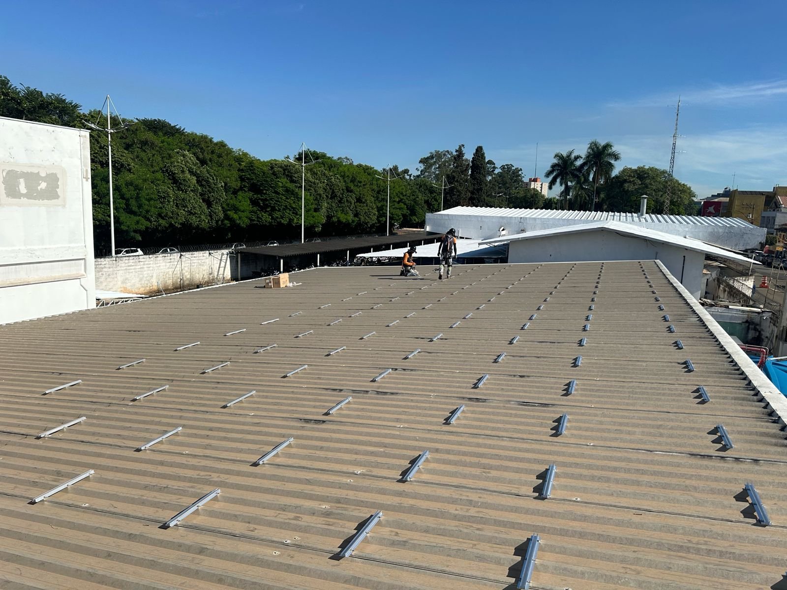 Gama inicia instalação de sistema de energia solar na sede da corporação 1 Gama 2