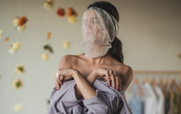 A-mascara-Velle-produzida-pela-empresa-brasileira-Asteralis