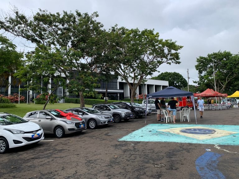 Feira do Carro Automóvel Usado Semi Novo PMNO 2023-02-13 (2)