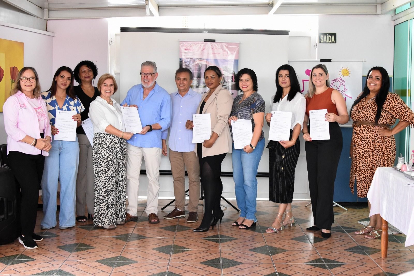 Podemos Mulher e Adegas Junior entregam R$ 200 mil a Rede Feminina de Combate ao Câncer 1 PODEMOS MULHER